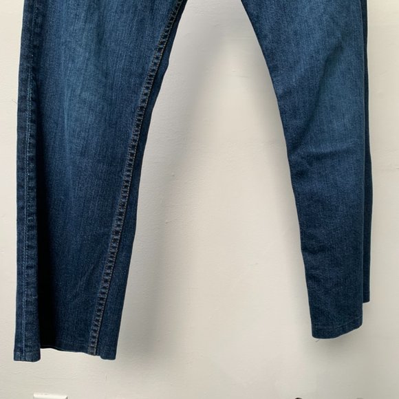 LEVI'S straight leg jeans - Picture 8 of 10